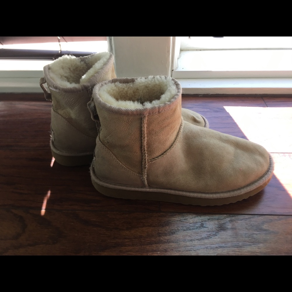 Women’s Ugg Ankle boot